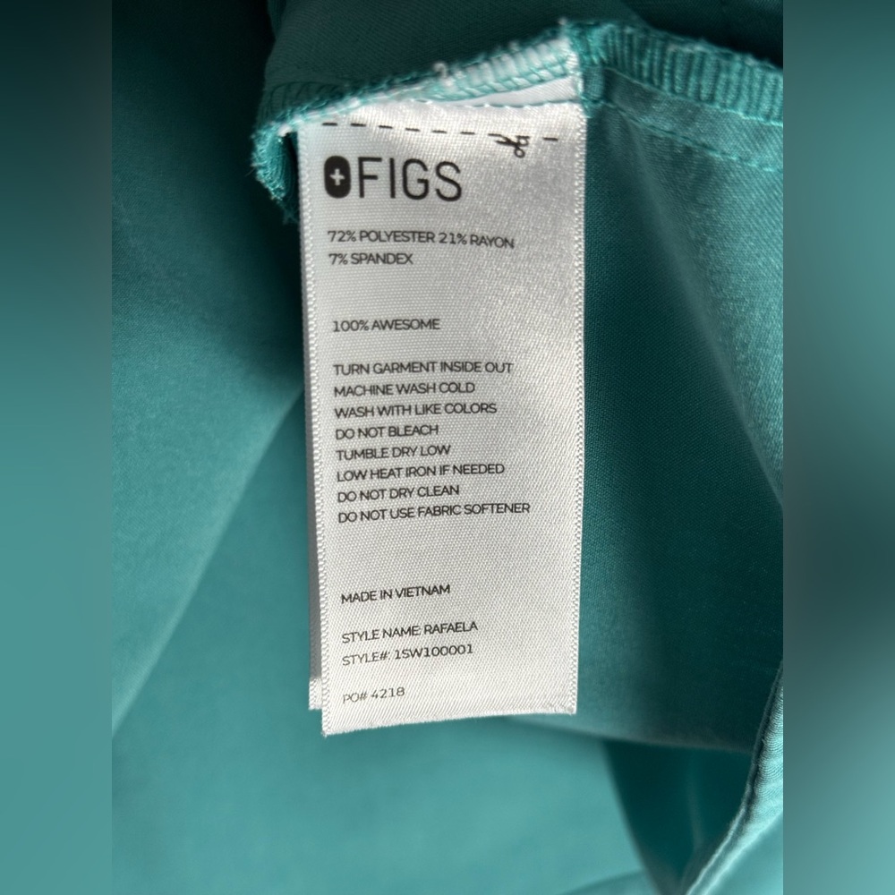 Figs Rafaela 4XL Oversized Scrub Top - Picture 5 of 7